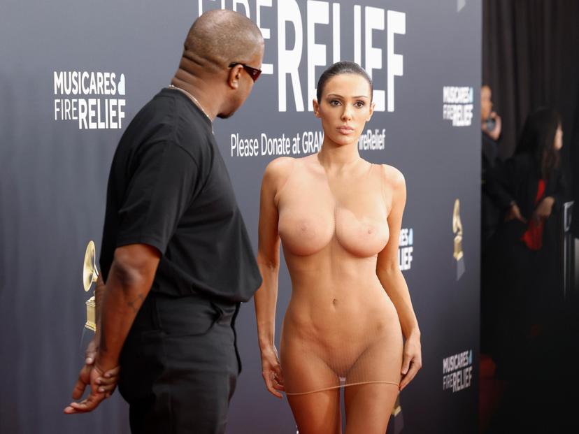 Bianca Censori Naked Grammy 2025 With Kanye West